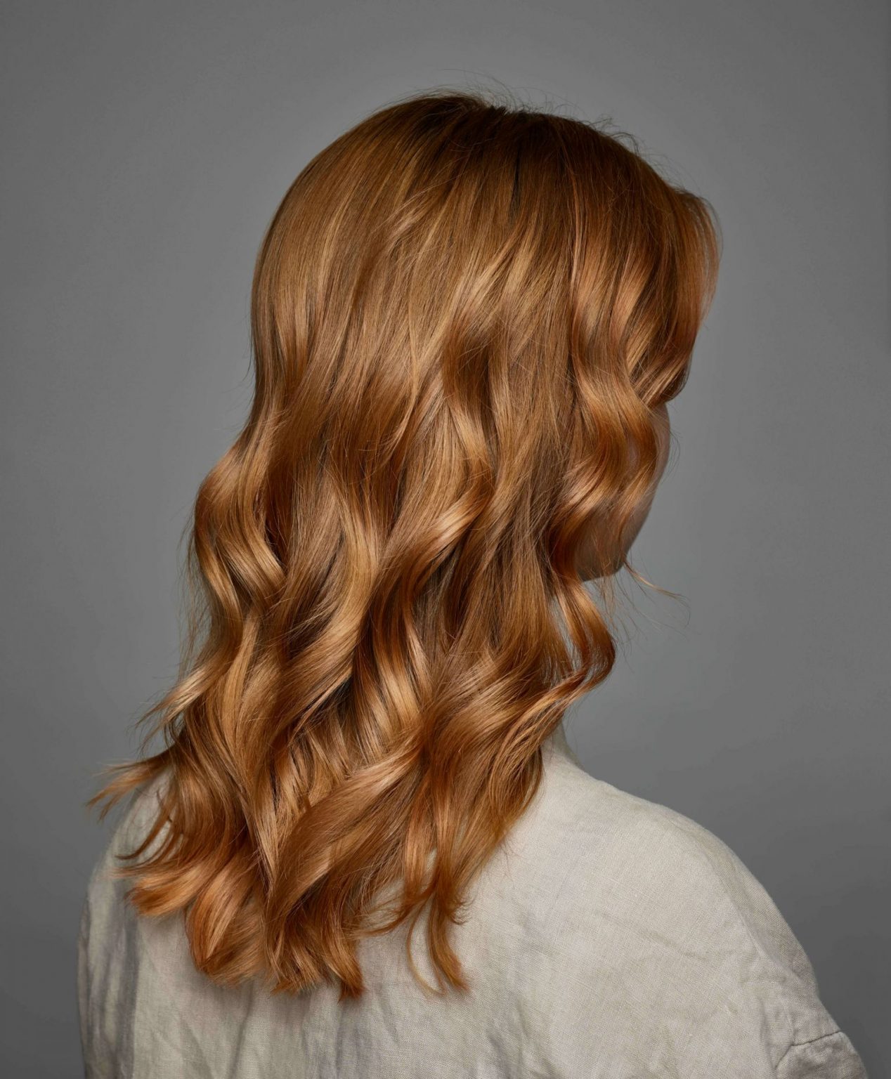 MARIA NILA Dažanti maitinamoji kaukė – Colour Refresh Peach 9.34 300 ml